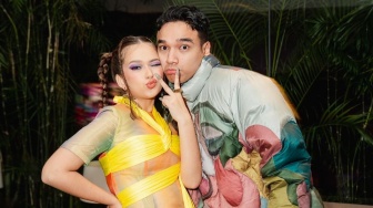 Lama Putus, Fadly Faisal Keciduk Masih Pajang Foto Bareng Rebecca Klopper