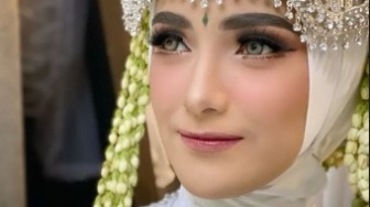 Resmi Nikah dengan Iqbal Rosadi, Makeup Nadya Mustika Eks Rizki DA Jadi Omongan