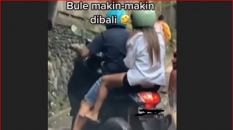 Bule di Bali Nekat Terobos Trotoar, Dinilai Ikuti Kebiasaan Warga Lokal