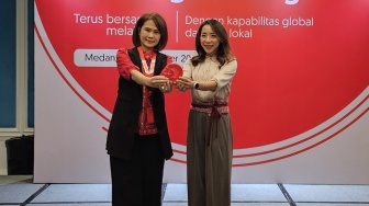 Ganti Merek dan Logo, OCBC Ajak Nasabah Naik Level