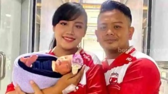 Cinta Pada Klub Kesayangan, Pasangan Suporter Asal Sumenep Beri Nama Anaknya 'Cinta Madura United'