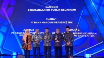 Konsisten Jaga Transparansi, Bank Mandiri Raih Juara 1 Perusahaan Go Publik Keuangan Annual Report Award (ARA) 2022