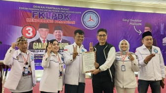 FKLPDK Sebut SBY Setengah Hati Dukung Prabowo-Gibran, Buktinya Tak Ada Iklan Demokrat yang Muat Gambar Gibran