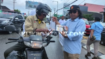 Kampanye Prabowo-Gibran di Bontang, Bagi-bagi Nasi ke Pengendara