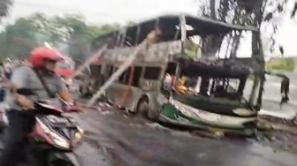 Sopir Asal Bengkong Batam Kendarai Bus Karina yang Hangus Terbakar di Pamekasan