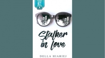 Ulasan Novel 'Stalker in Love', Salahkah Aku Menjadi Seorang Stalker?