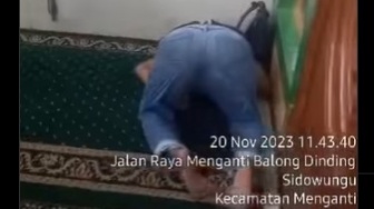 MasyaAllah, Pria di Gresik Meninggal dalam Posisi Sujud saat Salat Bikin Warganet Iri