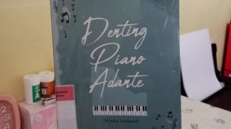 Ulasan Novel Denting Piano Adante: Rasa Iri yang Muncul di Antara Saudara