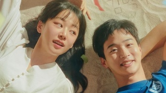 Sinopsis Like Flowers in Sand, Drama Baru Jang Dong Yoon yang Beradu Akting dengan Lee Joo Myung