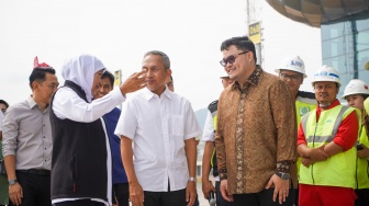 Kunjungi Bandara, Mas Dhito Ajak Kepala Daerah Selingkar Wilis Bangun Jalan Non Tol