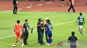 Bos PSIS Semarang Ikut Terluka Saat Ricuh Penonton di Stadion Jatidiri