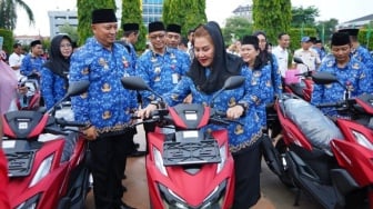 Widih, Wali Kota Semarang Bagi-bagi 177 Motor Seharga Rp 26 Juta ke Lurah, Anggarannya Sampai Rp8 M!