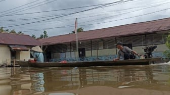 100 Personil TNI Siaga Banjir di Kapuas Hulu, Wagra Diminta Waspada