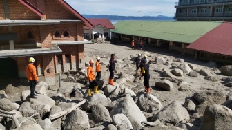 200 Warga Mengungsi Akibat Banjir Bandang-Longsor di Humbahas, 10 Orang Masih Hilang