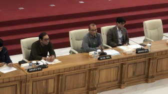 Evaluasi Debat Pilpres pertama, KPU Akan Sediakan Podium di Debat Kedua