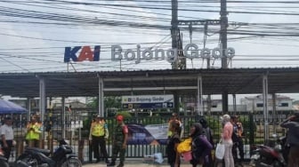 Permasalahan Cuma di Angkot, Uji Coba Skybridge Bojonggede Bikin Pedagang Mengeluh