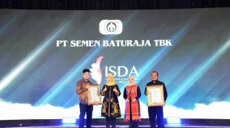 Semen Baturaja Raih Penghargaan di ISDA dan ICA 2023 Melalui Program Keberlanjutan