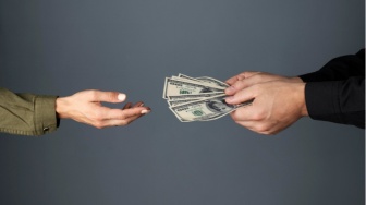 Terbukti Pungli Miliaran ke Ribuan Guru, Pejabat Kemenag Bogor Hanya Turun Pangkat