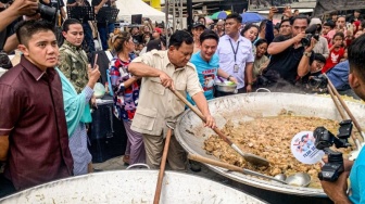 Janji Prabowo ke Rakyat Sumbar: Bangun Jalan Layang, Renovasi Pasar Raya, dan Sekolah Unggulan