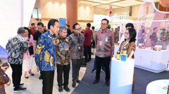 Jokowi ke UMKM: Harus Selalu Lihat Permintaan Pasar dan Trend yang sedang Berkembang