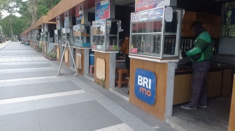 Cerita Pedagang Shelter PKL Manahan Makin Untung Berkat Program Cashless BRI