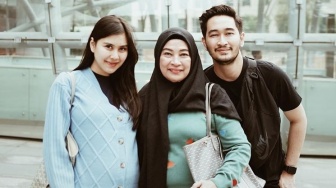 Jeje Govinda Unggah Foto Terakhir Ibunya Sebelum Meninggal: Mamah Sudah Gak Sakit