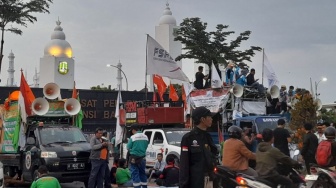 PJ Gubernur Banten Sampaikan Aspirasi Buruh Soal UMK ke Kemenaker