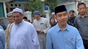 Puji Adab Gibran, Habib Ali Al Habsyi Doakan dan Titip Pesan Ini jika Menang Pilpres 2024