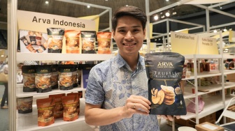 UMKM EXPO(RT) BRILIANPRENEUR 2023 Bawa Keripik Tempe Go International Raih Kontrak Dari Singapura