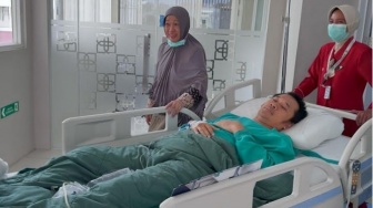 Hanung Bramantyo Ketiban Motor 220 Kg Alami Patah Tulang, Ini Kronologinya
