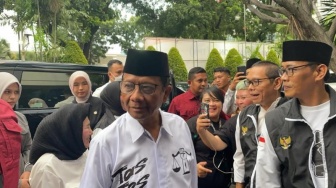 Ayahnya Kena Singgung Prabowo Dalam Debat Soal Penyelesaian Kasus Pelanggaran HAM, Begini Pembelaan Anak Mahfud