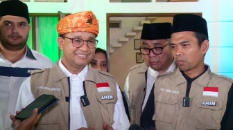 Seruan Khusus UAS pada Santri: Jangan Terprovokasi, Tetap Dukung Anies Baswedan