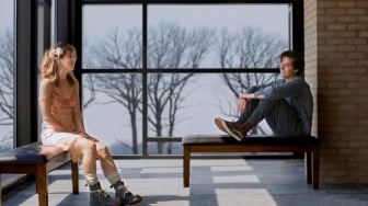 Review Film Five Feet Apart, Kisah Cinta yang Terpisah Lima Langkah