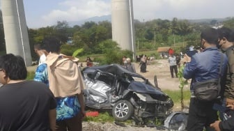 Kereta Feeder Whoosh Hantam Mobil, Dua Orang Tewas! Begini Kesaksian Warga yang Bikin Merinding