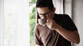 3 Tips Atasi Jantung Berdebar Setelah Minum Kopi, Coba Banyak Minum Air