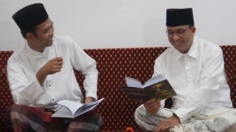 Pengakuan UAS Tak Bisa Bantu Anies Baswedan di Medsos: Saya pun Babak Belur!