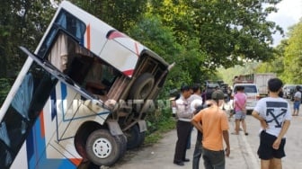 Bus Terperosok ke Jurang di Sangkima, Semua Penumpang Selamat