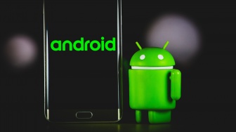 Bisakah Menginstal Android di iPhone?