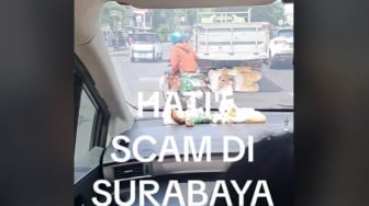 Viral! Cerita Pengendara Mobil Dimintai Uang Pemotor di Surabaya: Akting Nangis Tapi Gak Ada Air Matanya