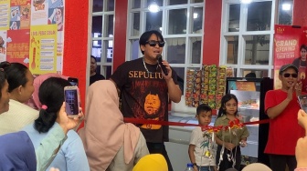 Umumkan Mau Nikah Tahun Depan, Siapa Calon Istri Billy Syahputra?