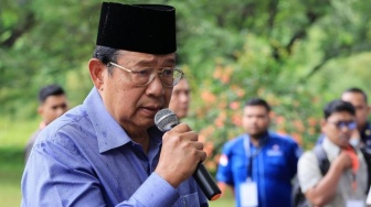 Bukan di Cikeas, SBY dan Keluarga Nyoblos di Kampung Halamannya