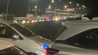 Pj Gubernur Jabar Klaim Kemacetan Libur Nataru Teratasi, Warga: Saya Dari Puncak Bogor Sampai Parakansalak 7 Jam