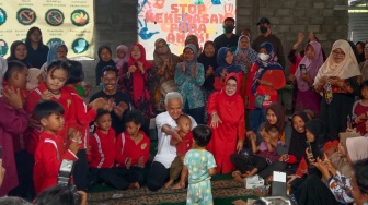 Momen Haru Berbincang dengan Anak Berkebutuhan Khusus di Sukoharjo, Ganjar Pranowo: Ini Titipan Allah