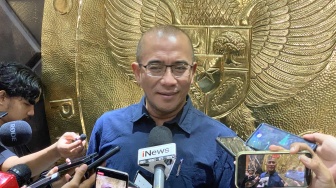 Anggota KPPS Pangandaran Dipecat Imbas Pose 2 Jari, KPU: Harus Jaga Sikap!