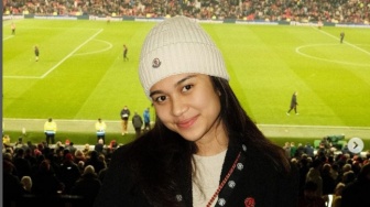 Azizah Salsha Disebut Bawa Keberuntungan, Nonton Langsung di Old Trafford, MU Berhasil Taklukan Aston Villa