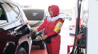 5 Alasan Mengapa Indikator Bensin Mobil Anda Tidak Bergerak Meski Tangki Sudah Penuh