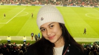 Selain Azizah Salsha, 3 Selebriti Indonesia yang Nonton Manchester United di Old Trafford