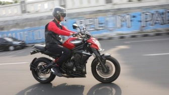 Ganjar Pranowo Gemar Kendarai Moge, Ini 5 Tips Kendarai Motor Agar Irit Bensin