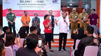 Kunjungi Kantorpos Manado, Presiden Jokowi Apresiasi Penyaluran BLT El Nino Berjalan Lancar