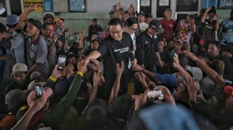 Di TPI Bronjong Lamongan, Anies Pastikan akan Jamin Stok Solar bagi Nelayan